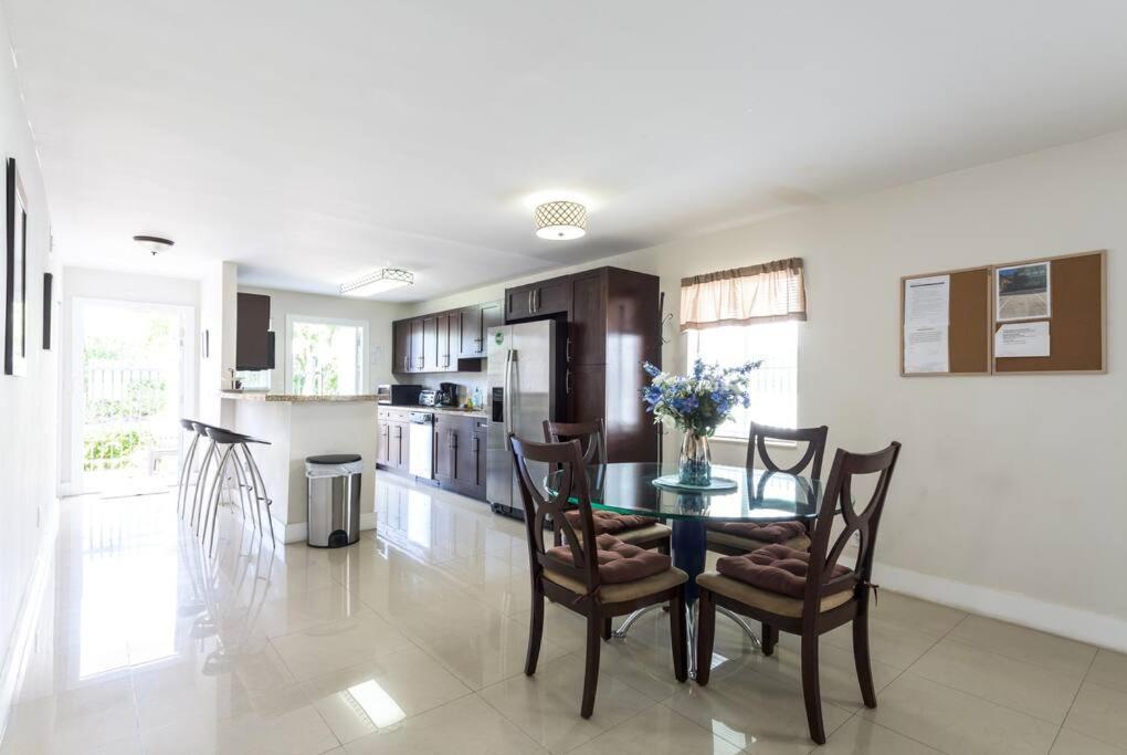 A1 - Endless Summer Vacation Rentals - Affordable Luxury Near Downtown ฟอร์ต ลอเดอร์เดล ภายนอก รูปภาพ