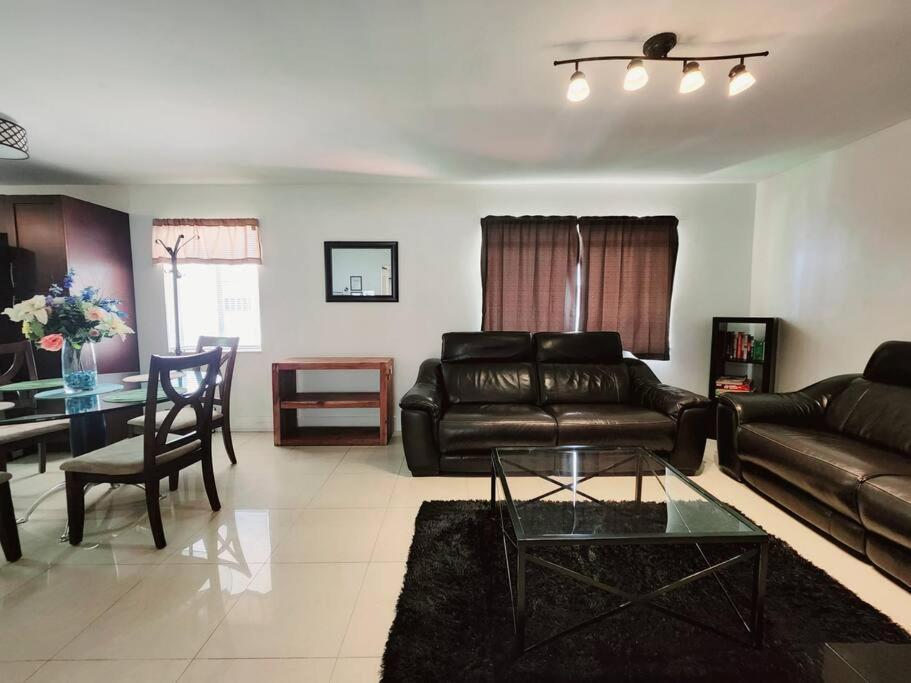 A1 - Endless Summer Vacation Rentals - Affordable Luxury Near Downtown ฟอร์ต ลอเดอร์เดล ภายนอก รูปภาพ